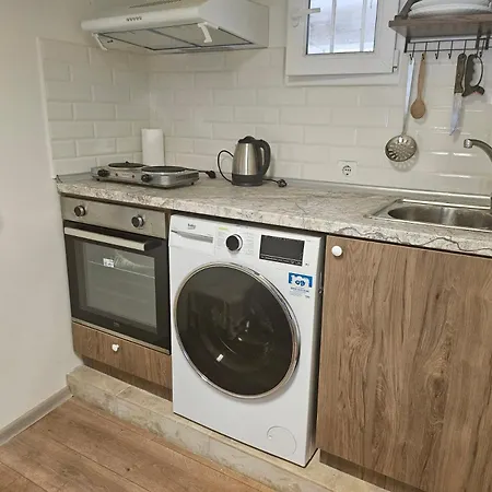 гарсониера в центъра на град Apartman Burgasz